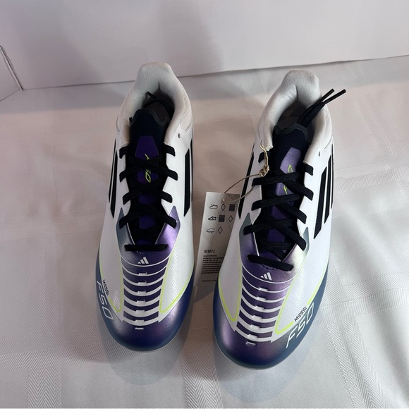 ***NWT***Adidas Men's Messi Soccer Cleats - Picture 3 of 11